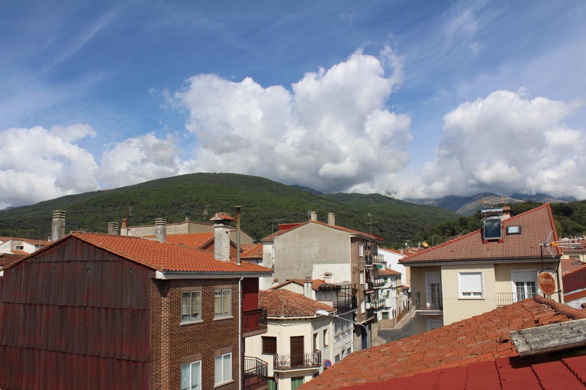 דירות קנדלדה Atico Aires De Gredos מראה חיצוני תמונה